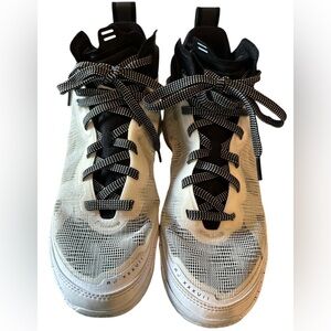 Nike Air Jordan 37 "Oreo" White Black Retro Sneakers DD6958-108 Mens Size 8.5